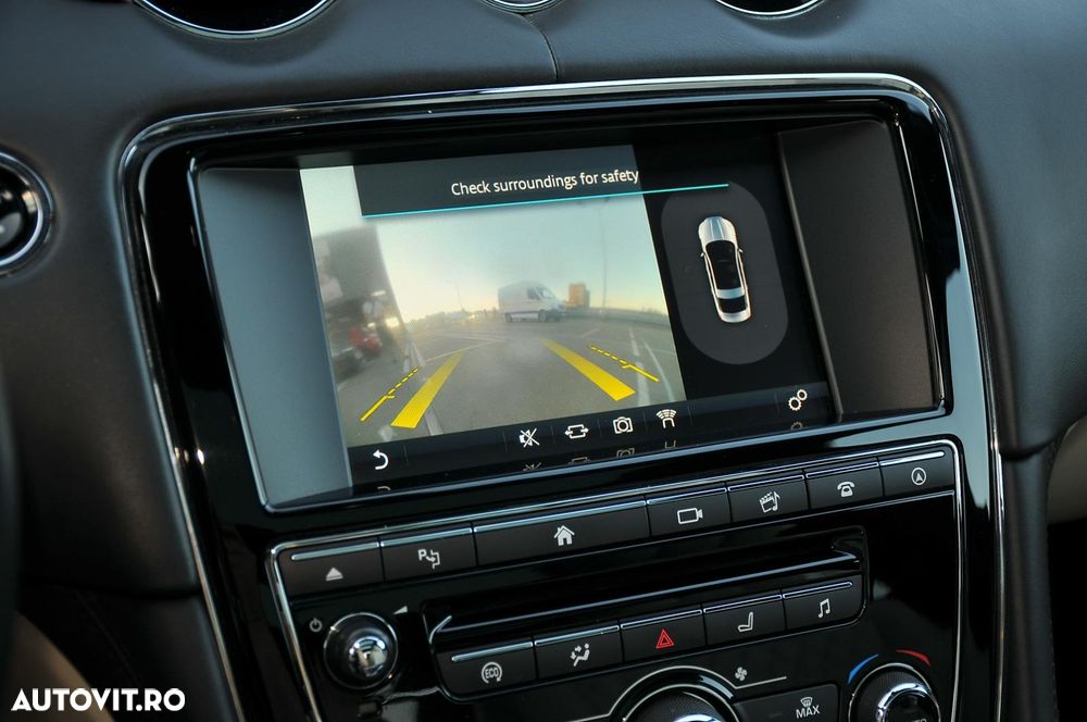 Jaguar XJ 3.0 V6 Langversion Autobiography - 23