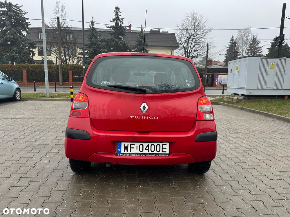 Renault Twingo 1.2 LEV 16V 75 eco2 - 8