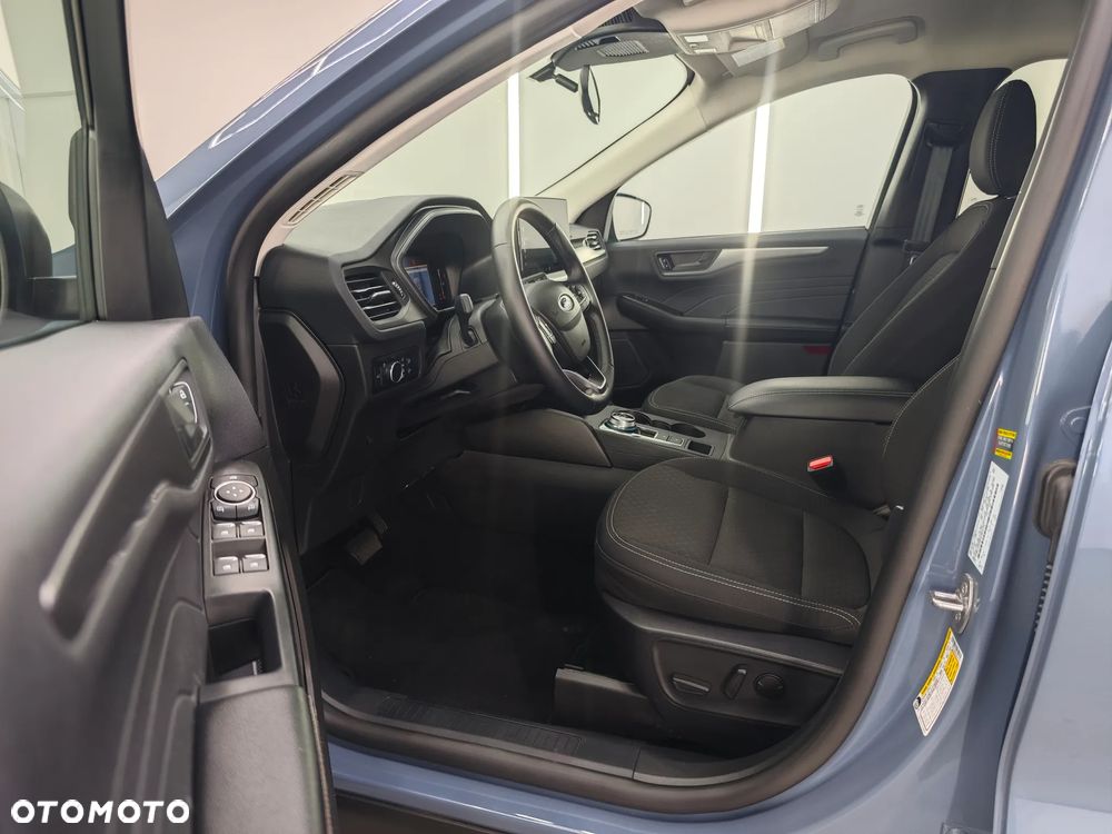 Ford Kuga 1.5 EcoBoost ST-LINE - 12