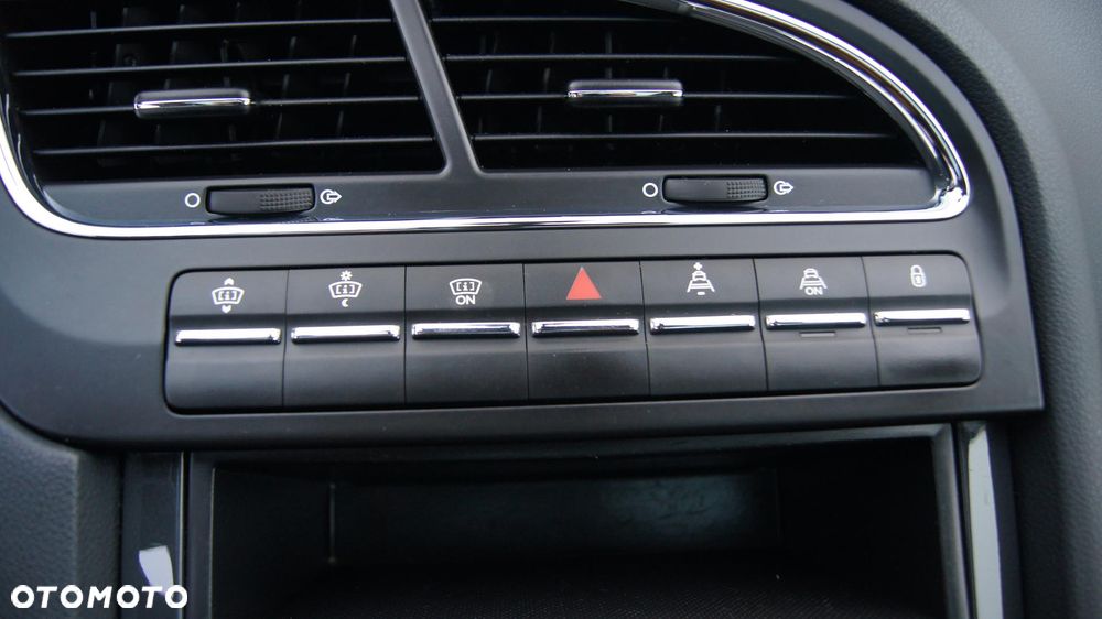 Peugeot 5008 2.0 HDi Allure 7os - 21