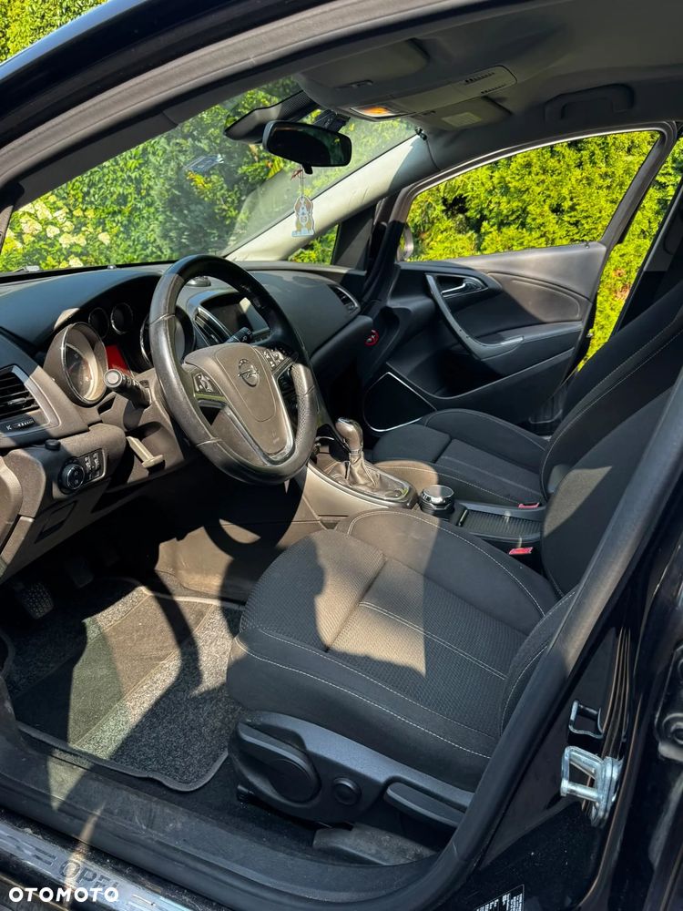 Opel Astra 1.6 T 111 - 8
