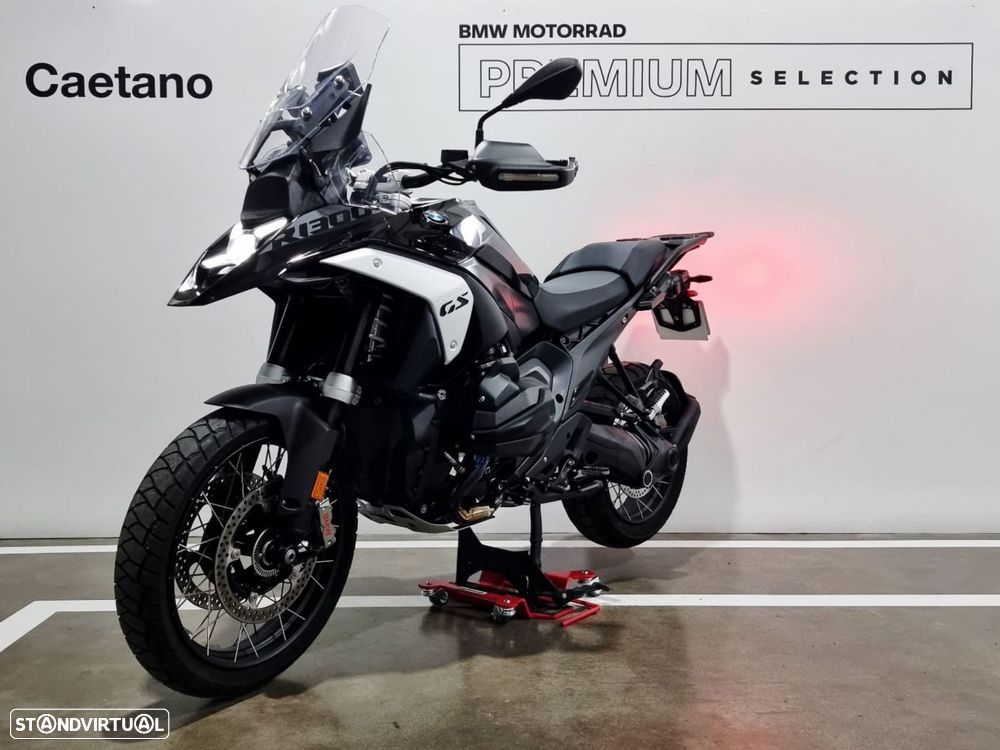 BMW R 1300 GS 1300GSTripleBlack - 2