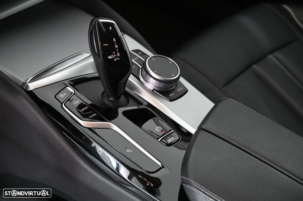 BMW 520 d Auto - 17