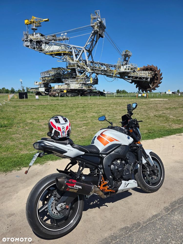 Yamaha FZ - 1