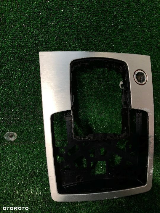 AUDI Q7 4L 2005-> LISTWA RAMKA DEKOR PANEL MMI 4L0864261 ALUMINIUM - 2