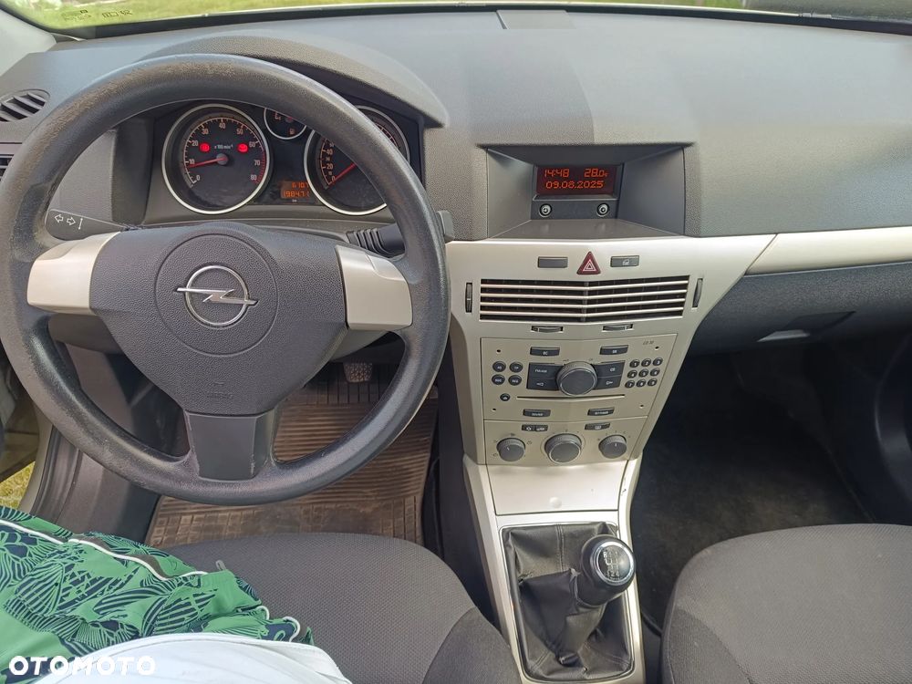 Opel Astra III 1.4 Essentia - 10
