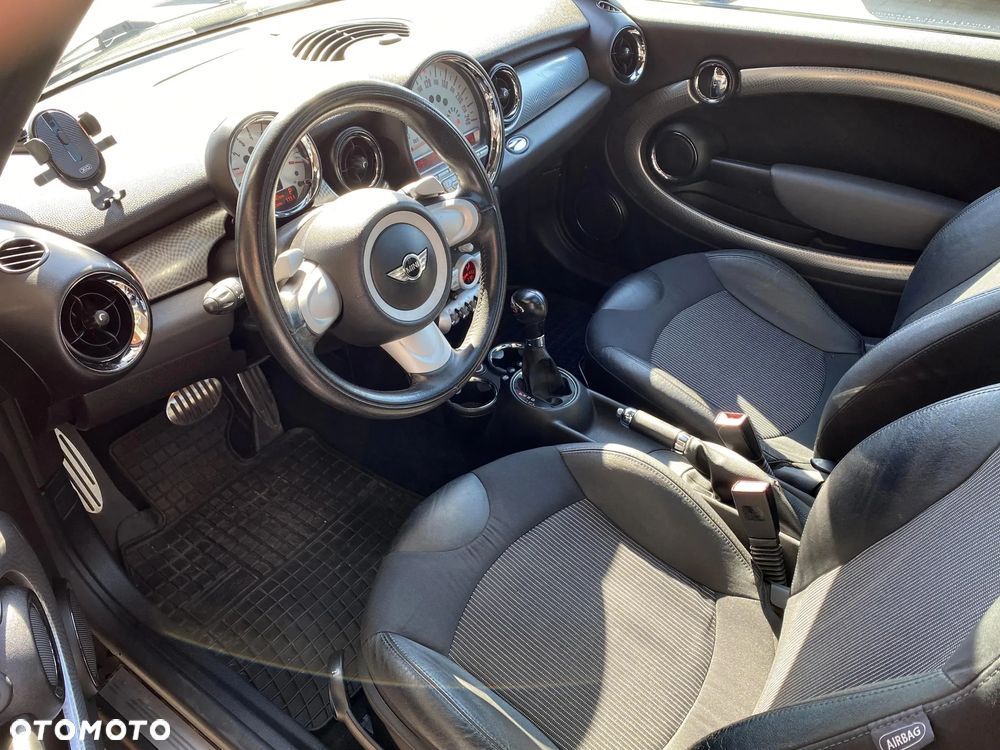MINI Cooper S Standard - 22