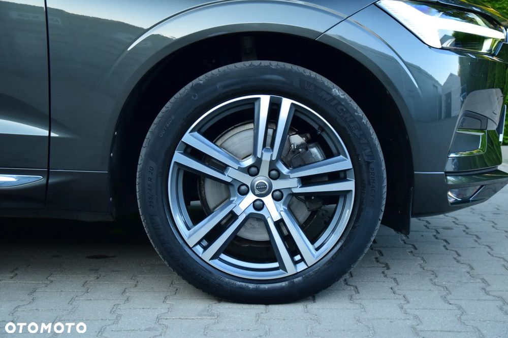 Volvo XC 60 B5 B AWD Inscription - 10