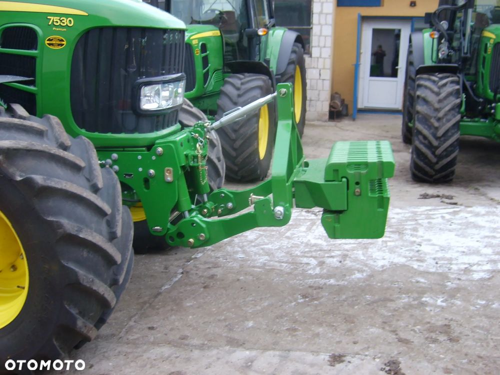 John Deere 6120R - 11