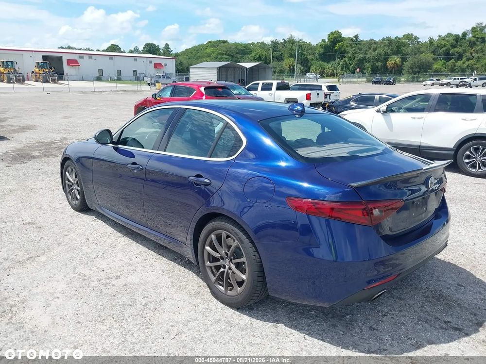 Alfa Romeo Giulia - 3