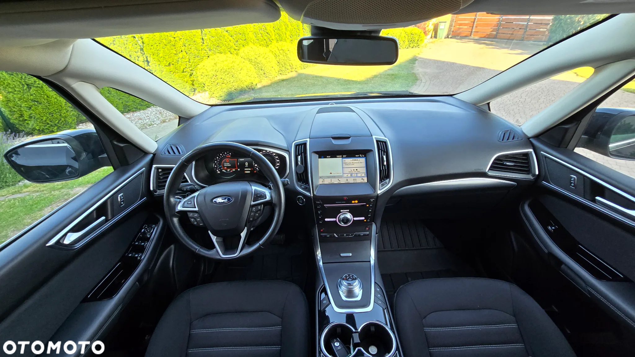 Ford Galaxy - 26