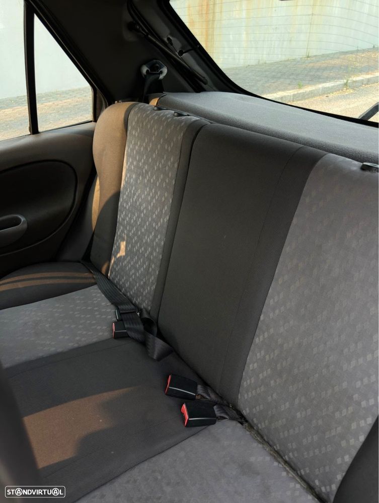 Ford Fiesta 1.25 Ghia - 6