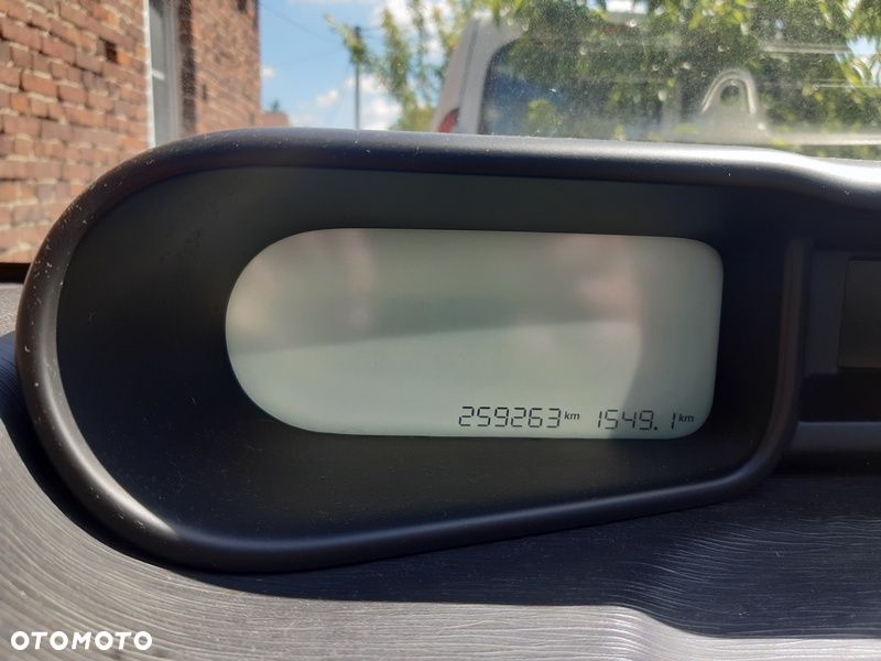 Citroën C3 Picasso 1.6 HDi Attraction - 11