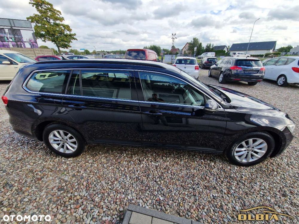 Volkswagen Passat - 13