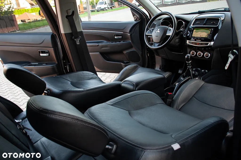 Mitsubishi ASX 1.8 DI-D 4WD Intense - 25