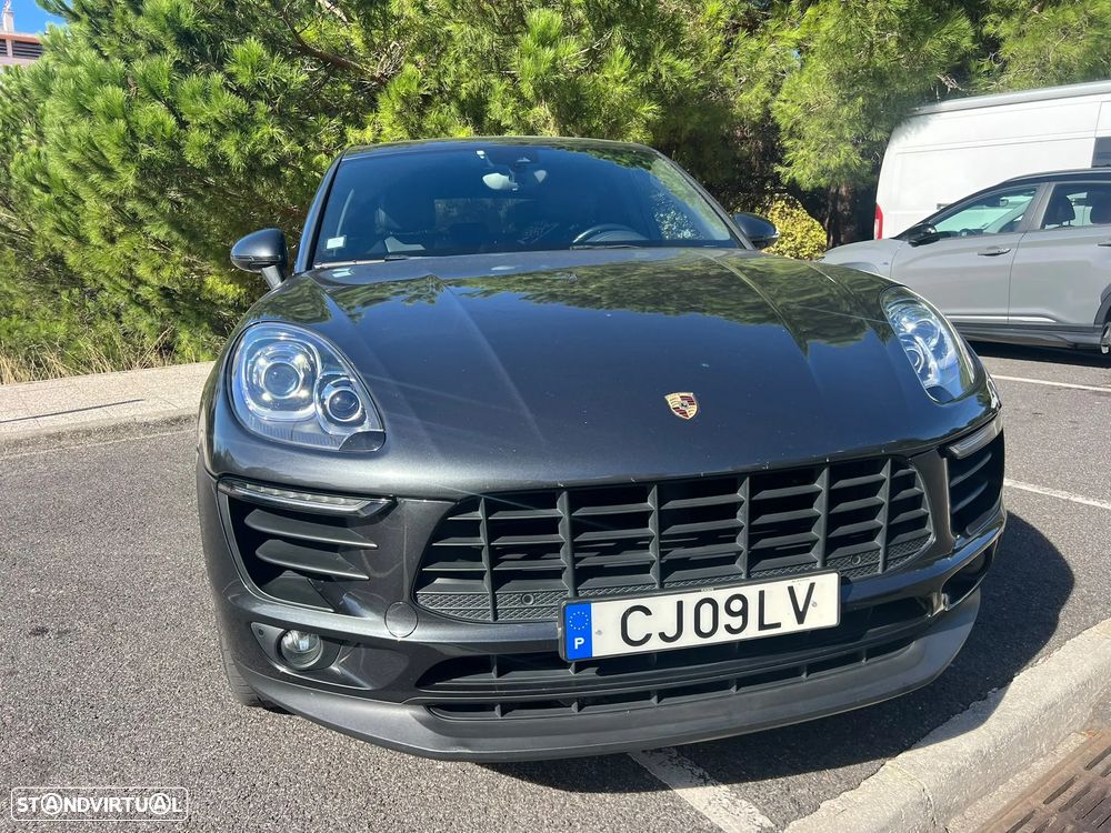 Porsche Macan - 2