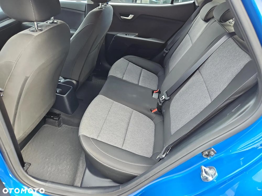 Kia Stonic 1.2 M - 22