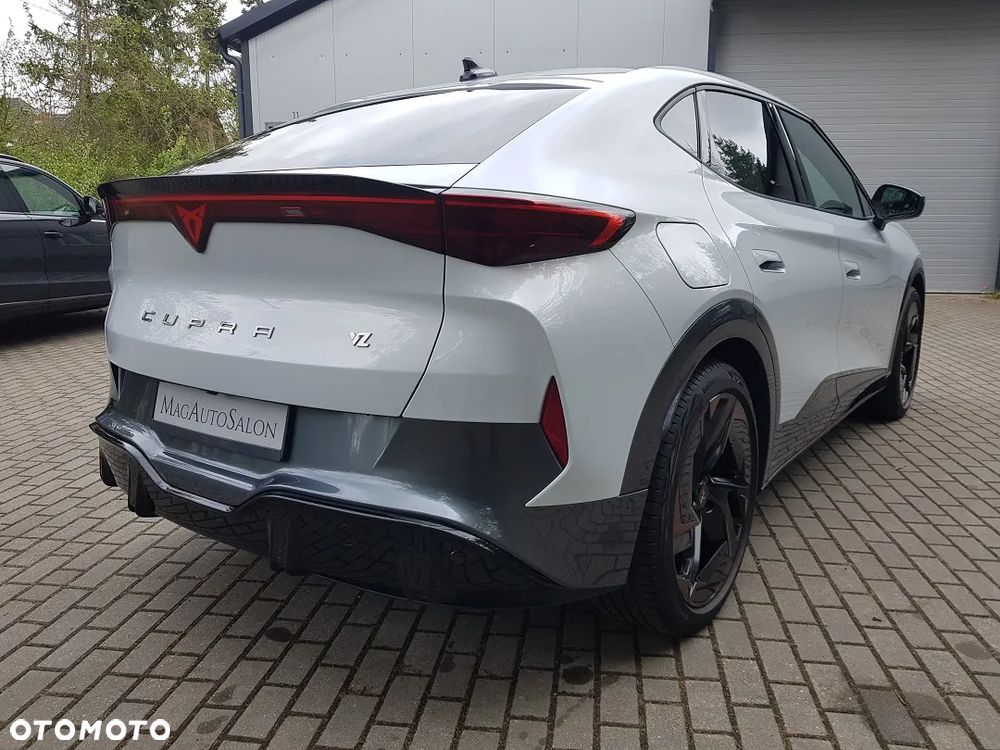 Cupra Tavascan - 12