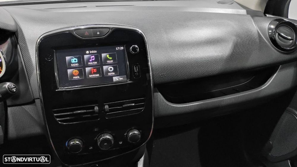 Renault Clio Sport Tourer 1.5 dCi Dynamique S - 26