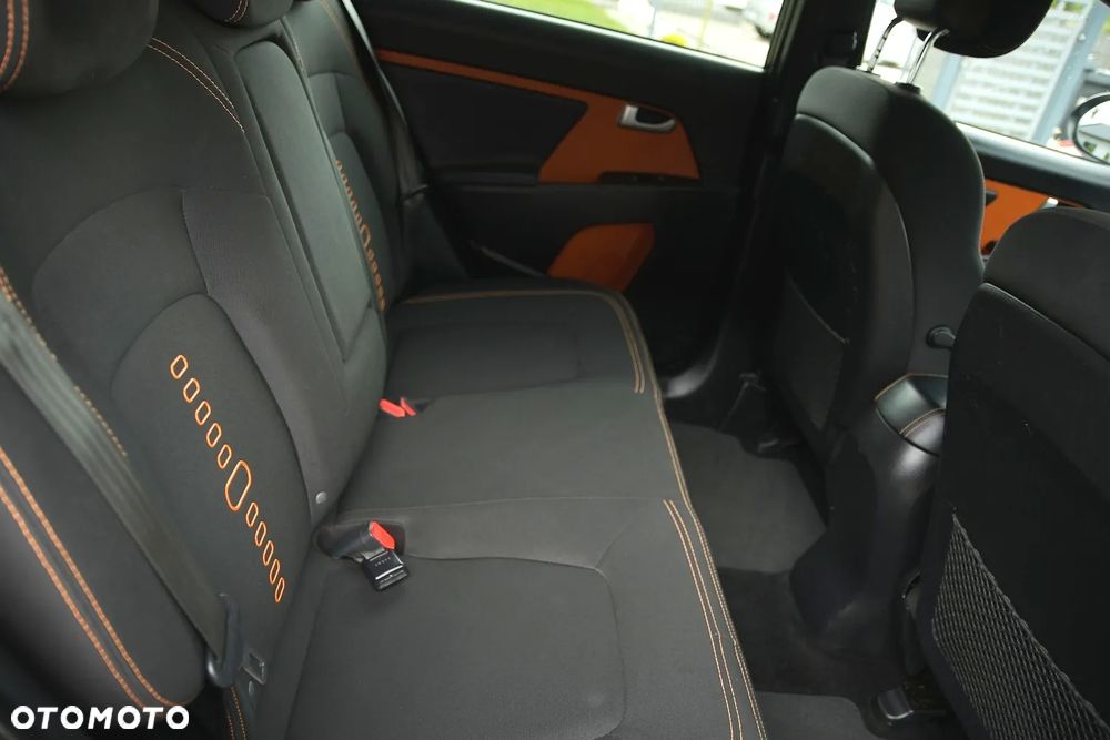Kia Sportage 2.0 CRDI 184 4WD Fifa World Cup Edition - 18
