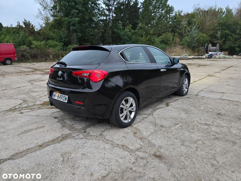 Alfa Romeo Giulietta - 8