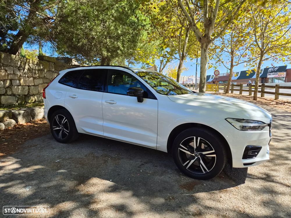 Volvo XC 60 2.0 T6 PHEV R-Design AWD - 9