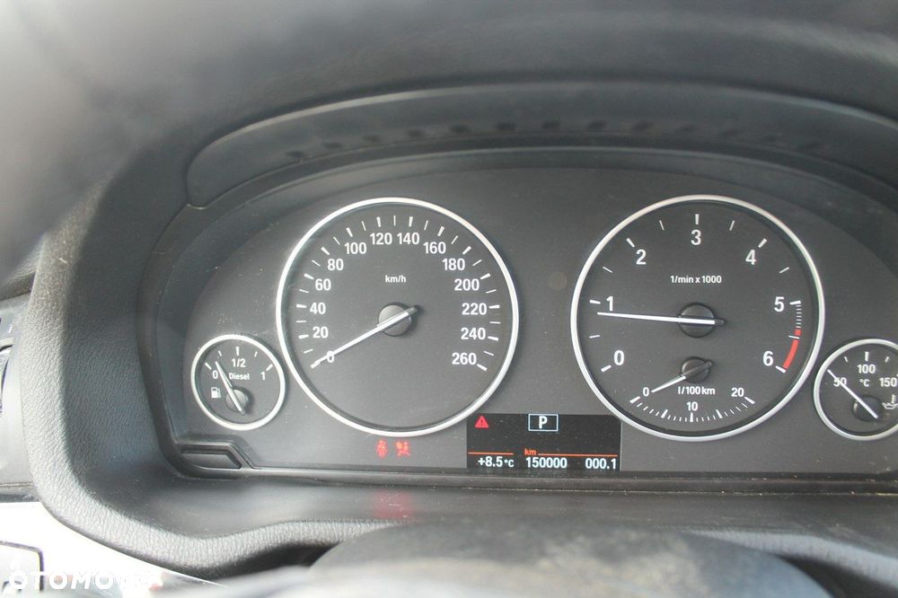 BMW X3 sDrive18d - 16