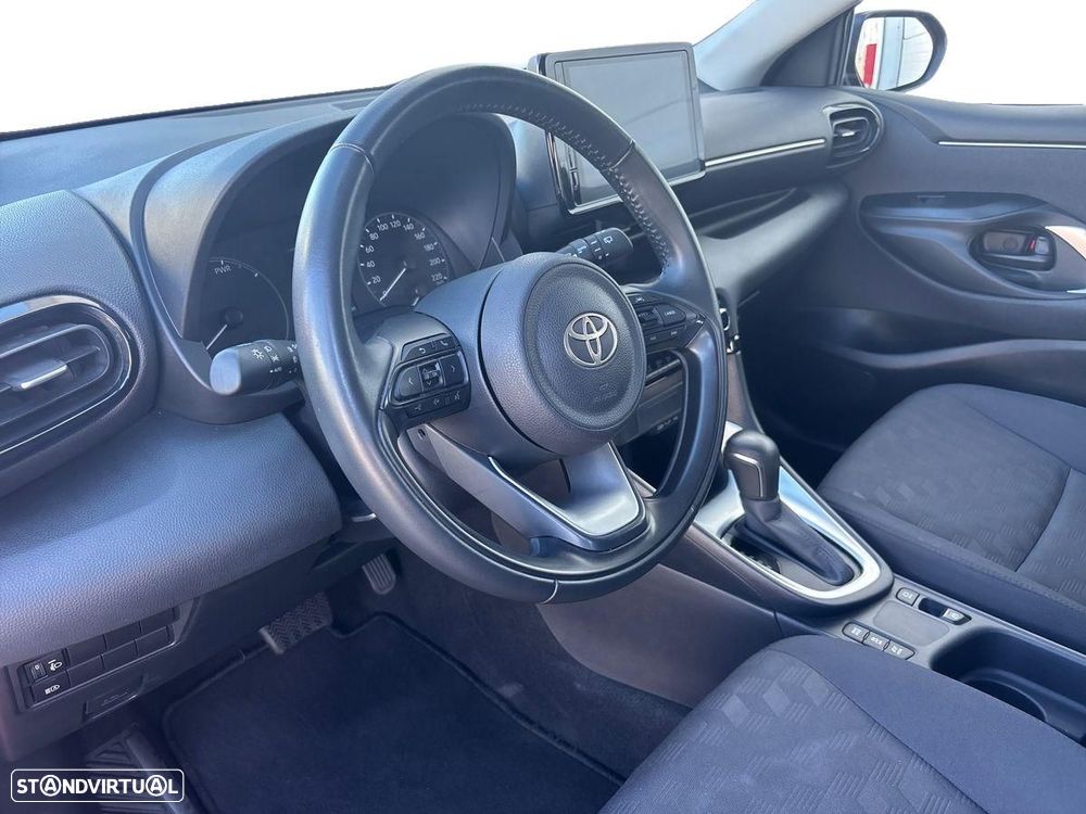 Toyota Yaris 1.5 HDF Comfort Plus - 16