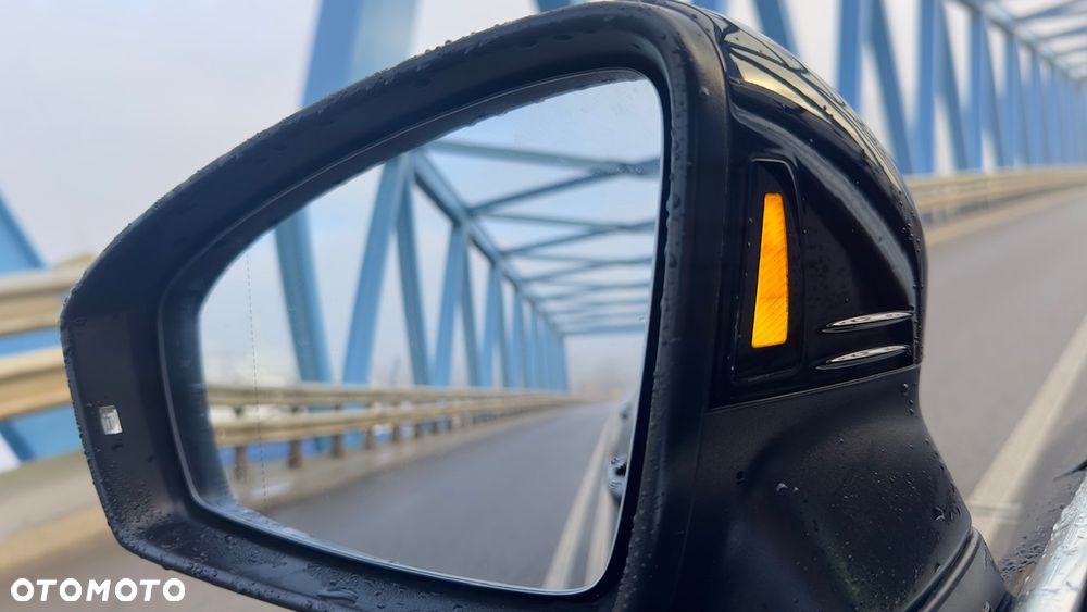 Volkswagen Tiguan 2,0 TSI OPF 4Motion DSG R-Line - 24