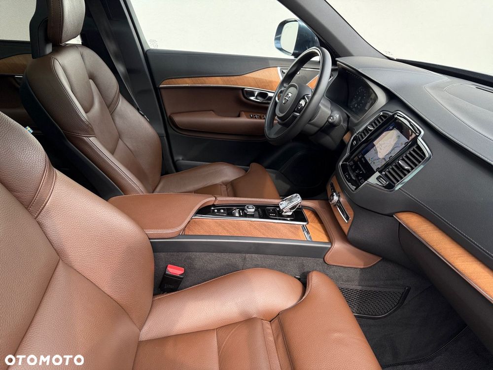 Volvo XC 90 - 29