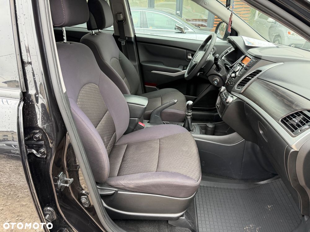SsangYong/KGM Korando 2.0 e-XDi Quartz - 32