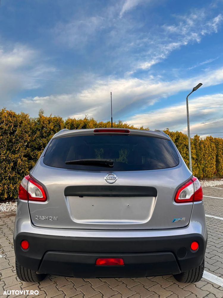 Nissan Qashqai 1.6 DCI TEKNA+ - 10