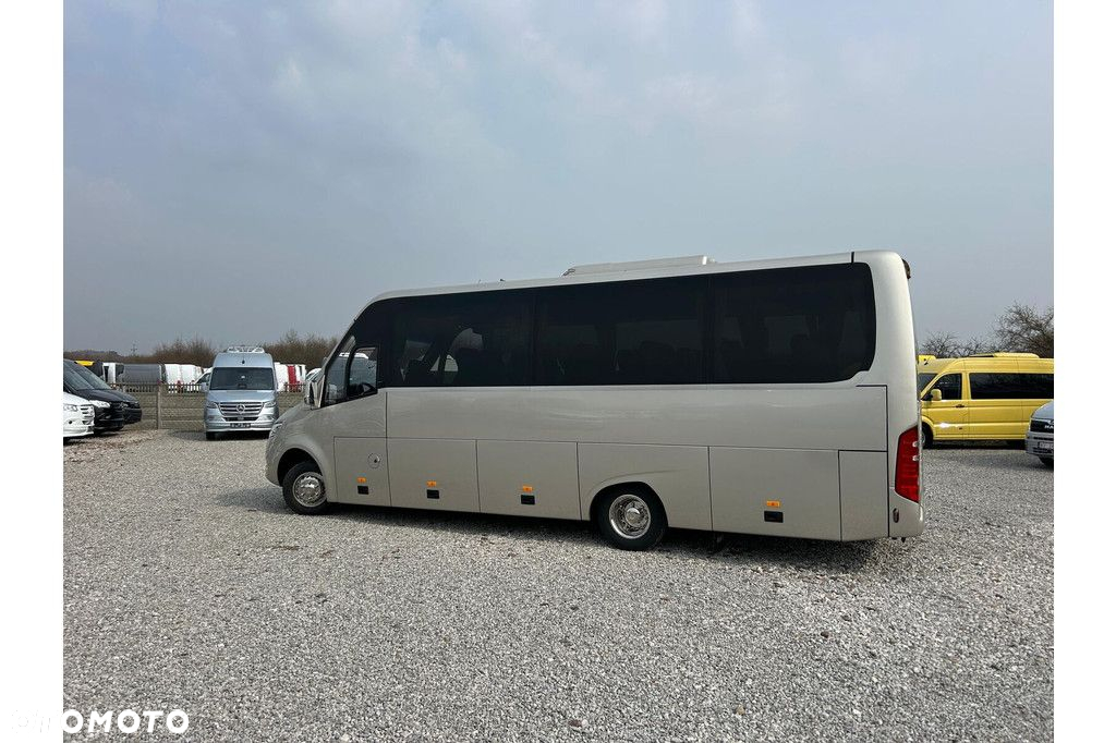 Mercedes-Benz Sprinter 519 - 7
