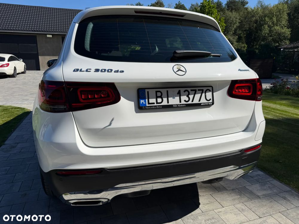 Mercedes-Benz GLC - 14