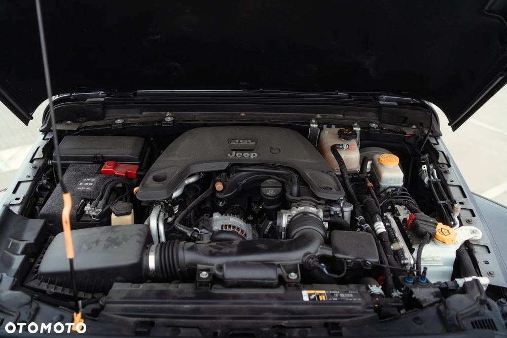 Jeep Wrangler - 36