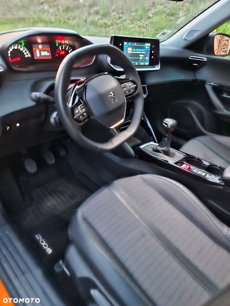 Peugeot 2008 BlueHDi 110 Allure - 4
