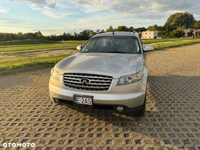 Infiniti FX - 1