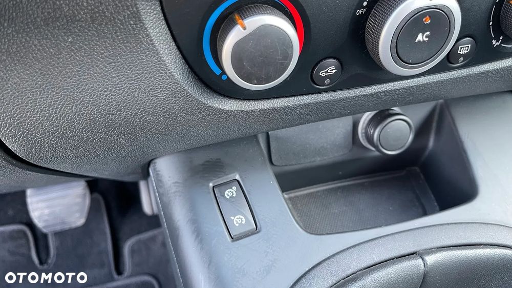 Renault Scenic 1.6 16V 110 TomTom Edition - 8