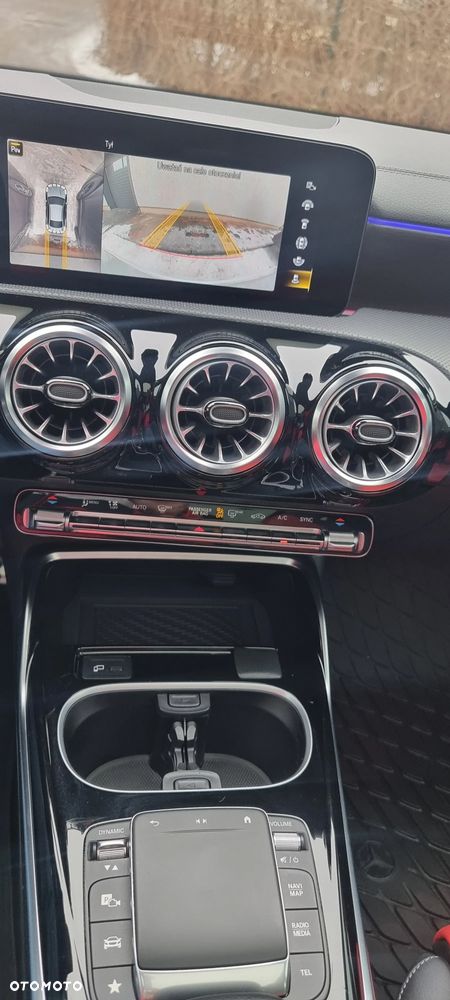 Mercedes-Benz CLA AMG 45 4-Matic 8G-DCT - 22