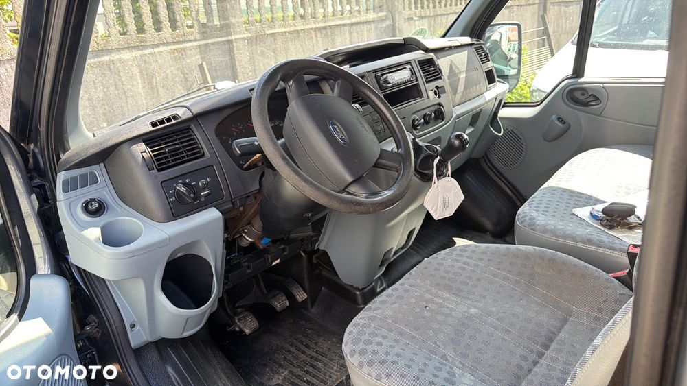 Ford Transit - 15