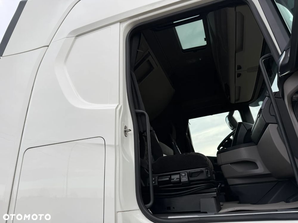 Scania S460/KLIMA P./RETARDER/NAVI/FULL LED/SPROWADZONA /1200 L - 25