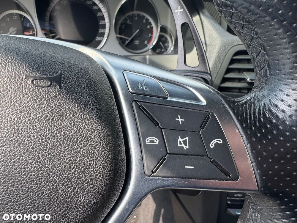 Mercedes-Benz Klasa E - 25