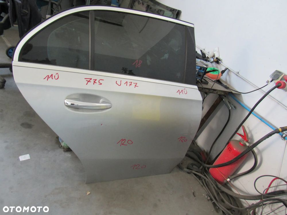mercedes a klasa w177 tył lewe prawe drzwi 775 - 6