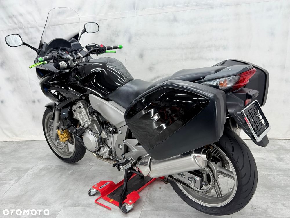 Honda CBF - 3