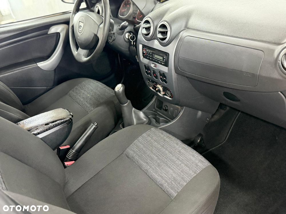 Dacia Duster 1.6 - 15