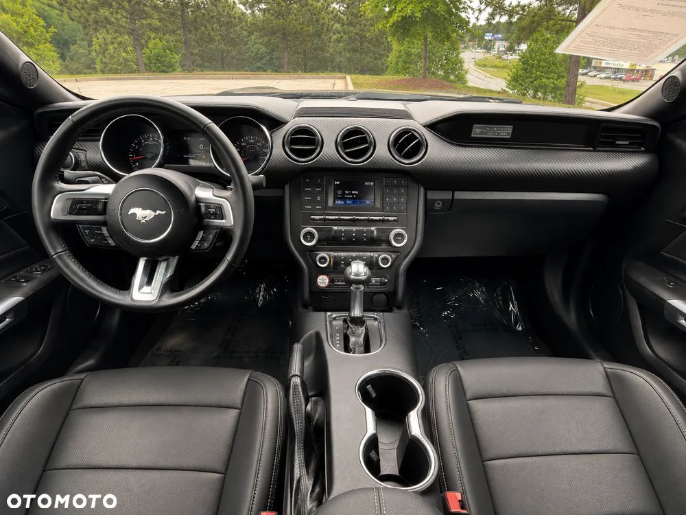 Ford Mustang 3.7 V6 Premium - 16