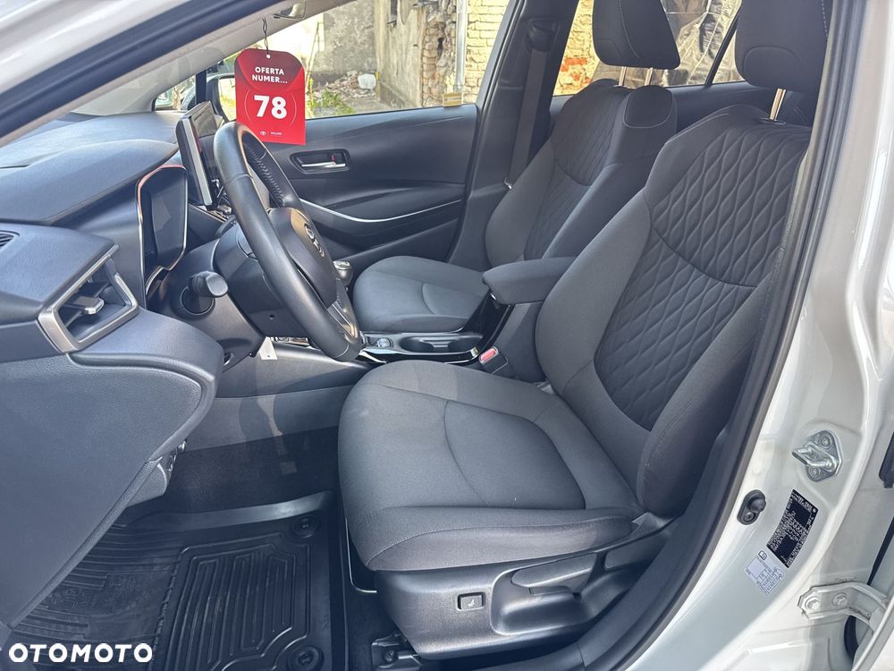 Toyota Corolla - 12