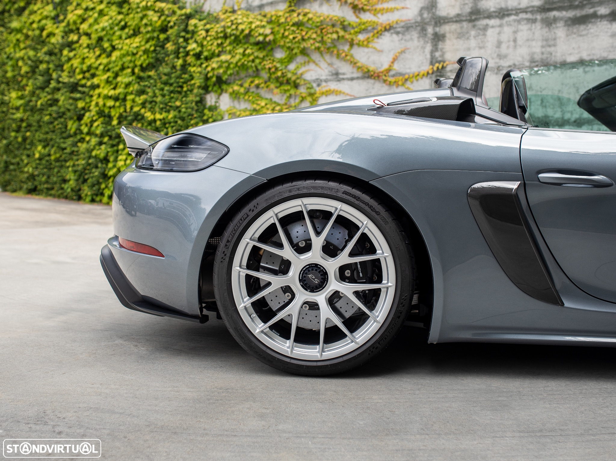 Porsche 718 Spyder RS - 19