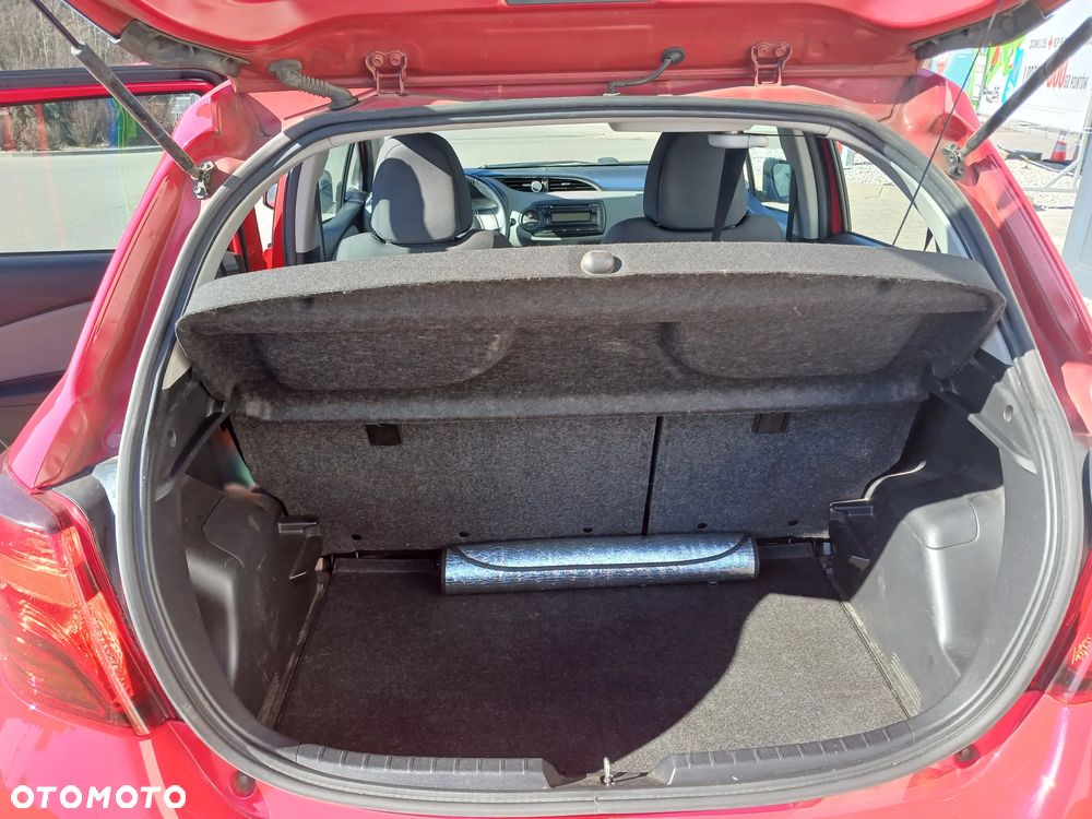 Toyota Yaris 1.0 Active EU6 - 7