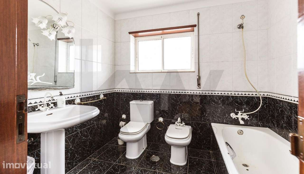 Apartamento T3 Duplex com Terraço e Vista Rio - Caminha - Grande imagem: 4/25